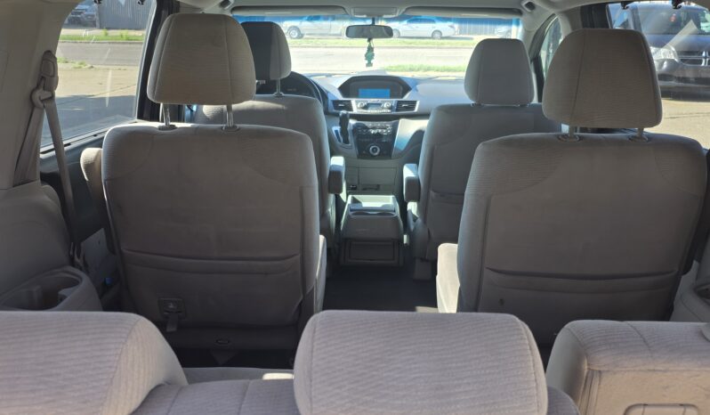 
								2011 Honda Odyssey full									