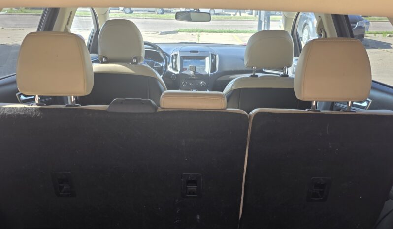 
								2016 Ford Edge full									