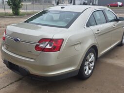 2011 Ford Taurus